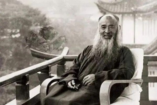 兴盛网 张大千书法风幡体：结体独特，笔势力量惊人